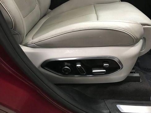 Used 2021 Jeep Grand Cherokee L Overland w/ Luxury Tech Group IV image 42