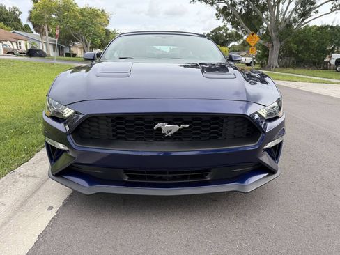 Used 2020 Ford Mustang Premium RWD image 5