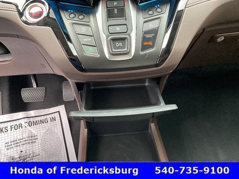 Certified 2026 Honda Odyssey Elite image 40