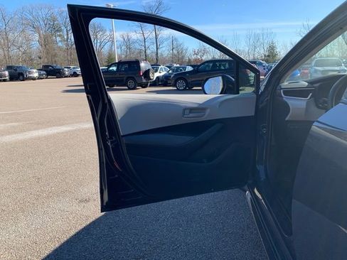 Certified 2024 Toyota Corolla LE image 19