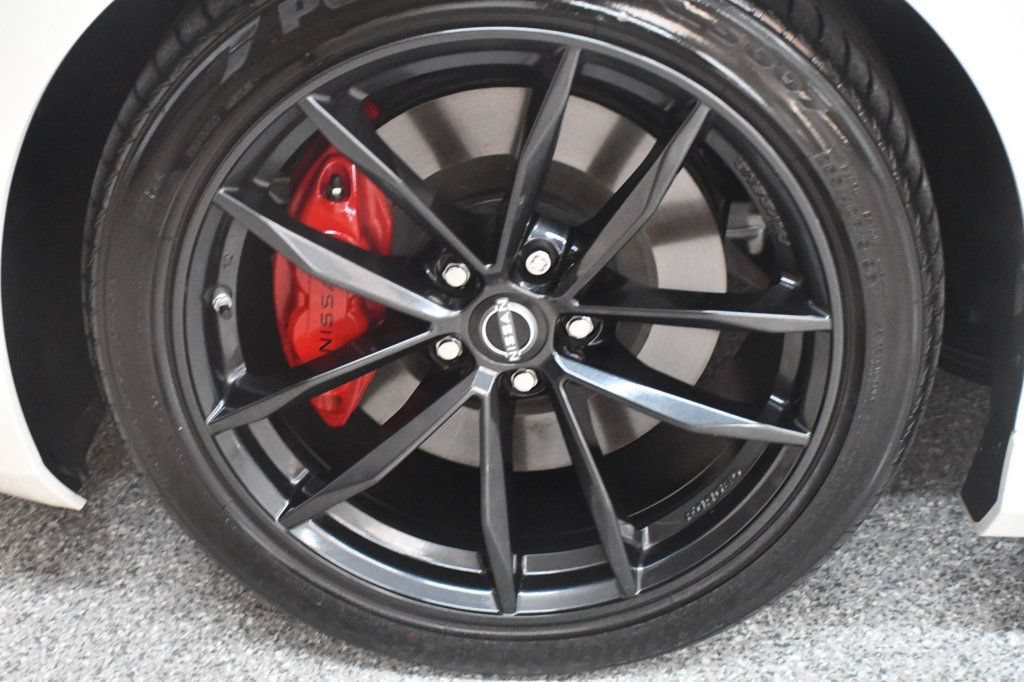Used 2025 Nissan Z Performance w/ Floor Mat Package RWD image 19