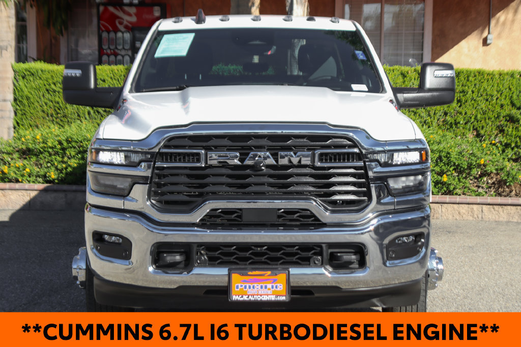 Used 2026 RAM 3500 Big Horn AWD/4WD image 3