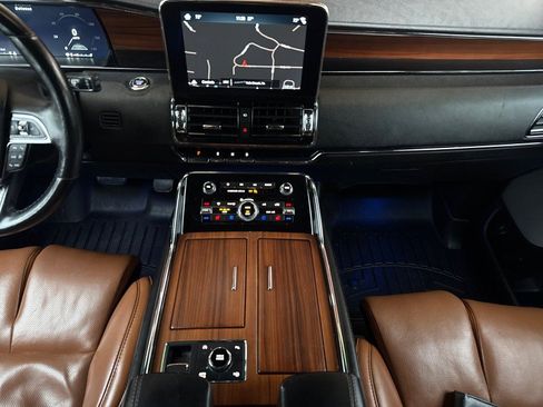 Used 2019 Lincoln Navigator Reserve w/ Cargo Package image 64