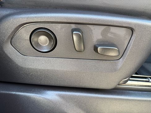 Used 2024 GMC Sierra 2500 AT4 w/ AT4 Premium Plus Package image 21