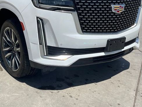Used 2021 Cadillac Escalade Premium Luxury w/ Driver Assist Tech Package RWD image 11