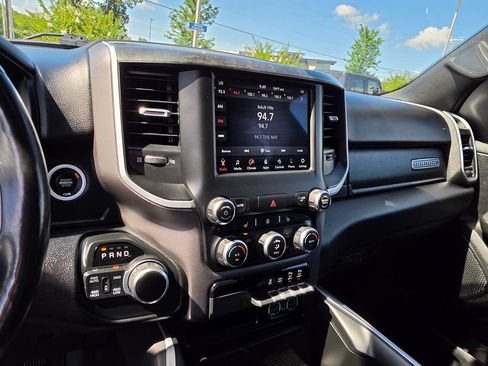 Used 2020 RAM 1500 Big Horn AWD/4WD image 27