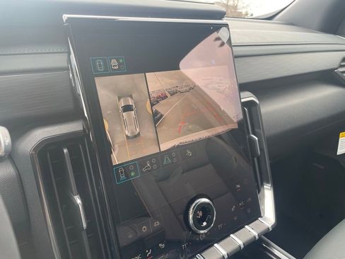 New 2026 GMC Acadia AT4 image 16