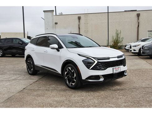 Certified 2023 Kia Sportage SX image 9