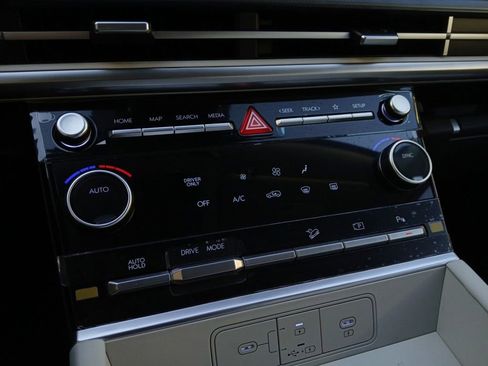 New 2026 Hyundai Santa Fe SE FWD image 19