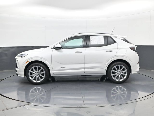 Used 2024 Buick Encore GX Avenir w/ Avenir Convenience Package AWD/4WD image 8