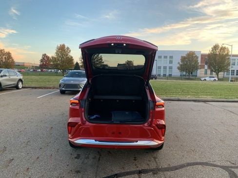 New 2026 Buick Envista Avenir image 25