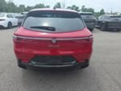 Used 2024 Alfa Romeo Tonale Veloce w/ Active Assist Package AWD/4WD image 5
