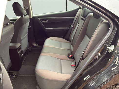 Used 2019 Toyota Corolla LE image 23