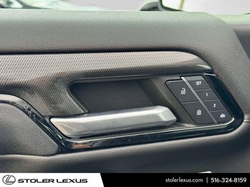 Used 2023 GMC Sierra 1500 AT4 w/ AT4 Preferred Package image 19