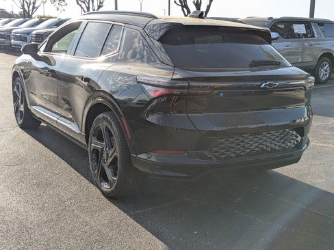 New 2026 Chevrolet Equinox EV RS image 7