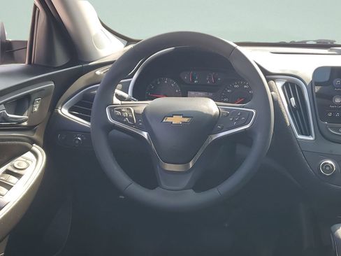Used 2025 Chevrolet Malibu RS image 25