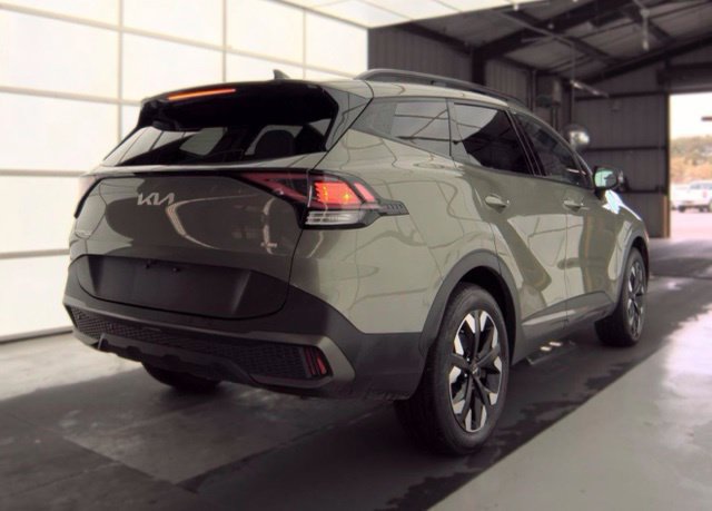 Certified 2024 Kia Sportage X-Line w/ X-Line Premium Package AWD/4WD image 4