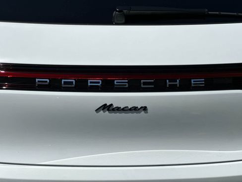 New 2026 Porsche Macan AWD/4WD image 32