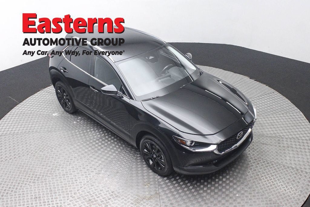 Used 2024 MAZDA CX-30 AWD 2.5 S w/ Select Sport Pkg image 3
