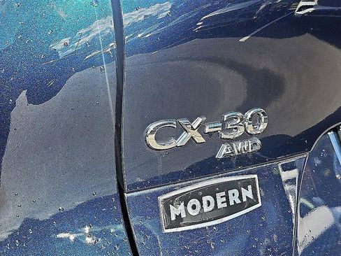 Used 2022 MAZDA CX-30 AWD 2.5 S w/ Premium Package image 9