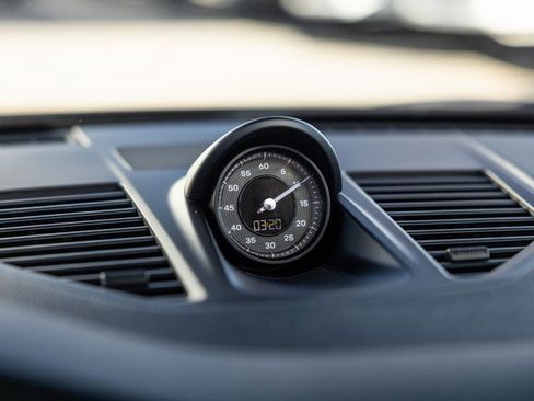 Used 2024 Porsche 911 Targa 4S w/ Premium Package image 47