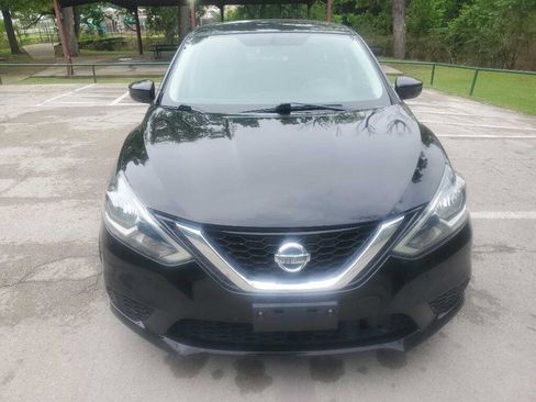 Used 2019 Nissan Sentra S image 9