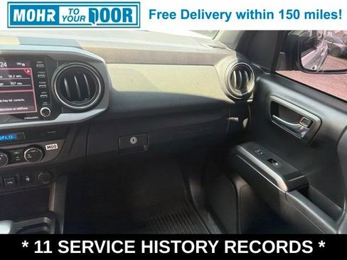 Used 2021 Toyota Tacoma TRD Off-Road w/ Technology Package AWD/4WD image 32