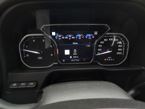 Used 2022 GMC Sierra 2500 AT4 w/ AT4 Premium Plus Package image 10