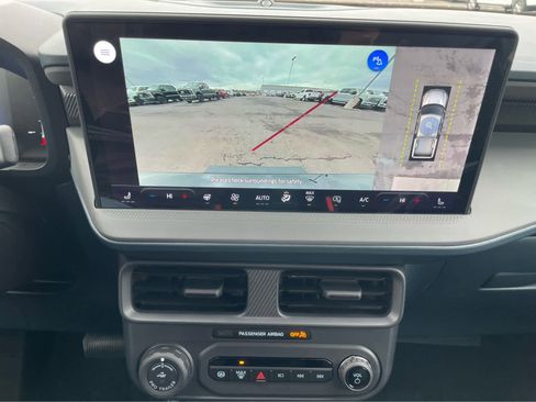 New 2025 Ford Maverick Lariat w/ Black Appearance Package image 24