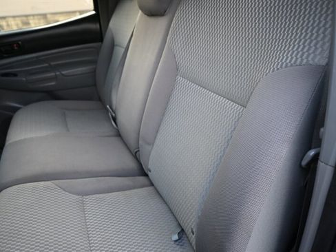 Used 2013 Toyota Tacoma 4x4 Double Cab w/ SR5 Pkg image 38