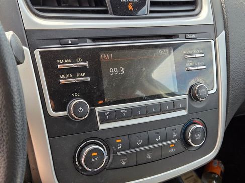 Used 2018 Nissan Altima 2.5 S FWD image 10