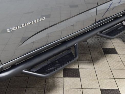 Used 2022 Chevrolet Colorado ZR2 image 25