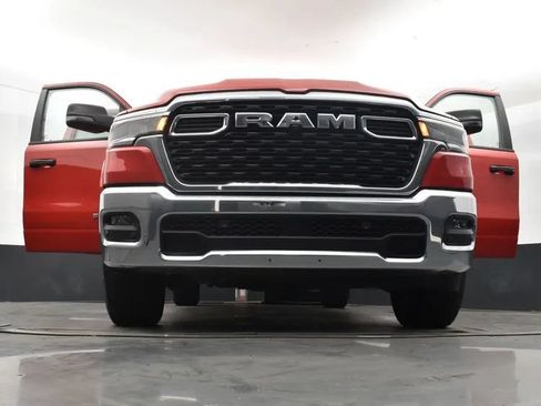 Used 2025 RAM 1500 Big Horn AWD/4WD image 11