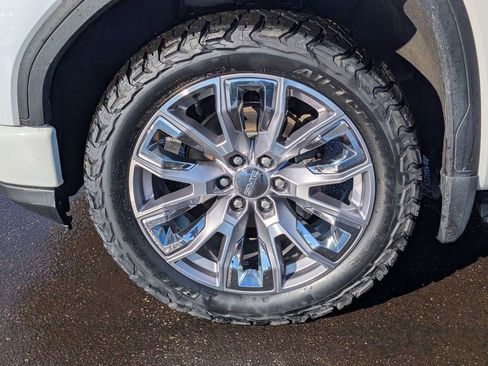 Used 2022 GMC Sierra 1500 Denali w/ Denali Reserve Package image 15