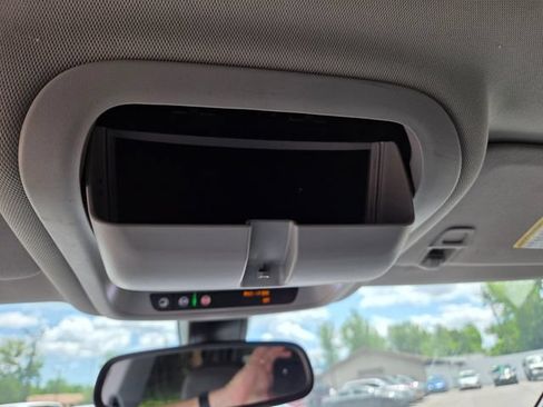 Used 2019 GMC Terrain SLE FWD image 34