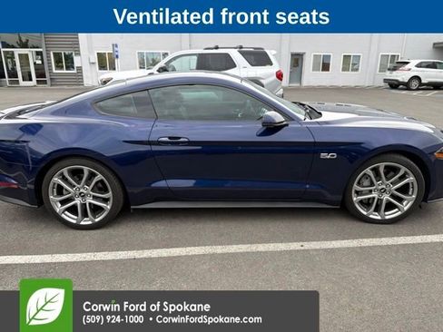 Used 2018 Ford Mustang GT Premium RWD image 9