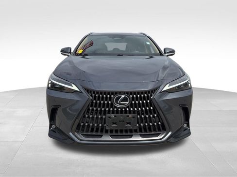Used 2023 Lexus NX 250 FWD image 2