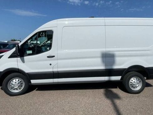 New 2026 Ford Transit 250 148 Medium Roof Extended AWD image 5