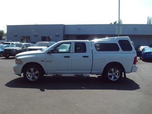 Used 2015 RAM 1500 Express AWD/4WD image 2