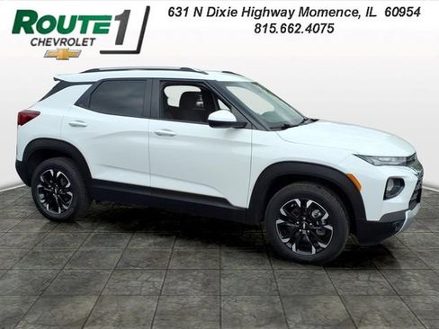 Used 2023 Chevrolet TrailBlazer LT AWD/4WD image 4