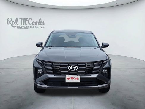 Certified 2025 Hyundai Tucson SE image 8