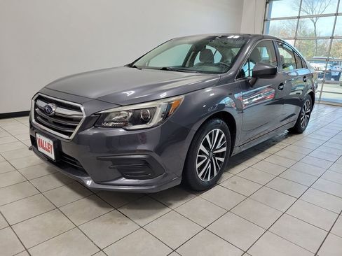 Used 2019 Subaru Legacy 2.5i Premium image 3