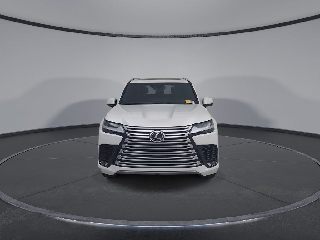 Used 2024 Lexus LX 600 4WD w/ Luxury Package image 6