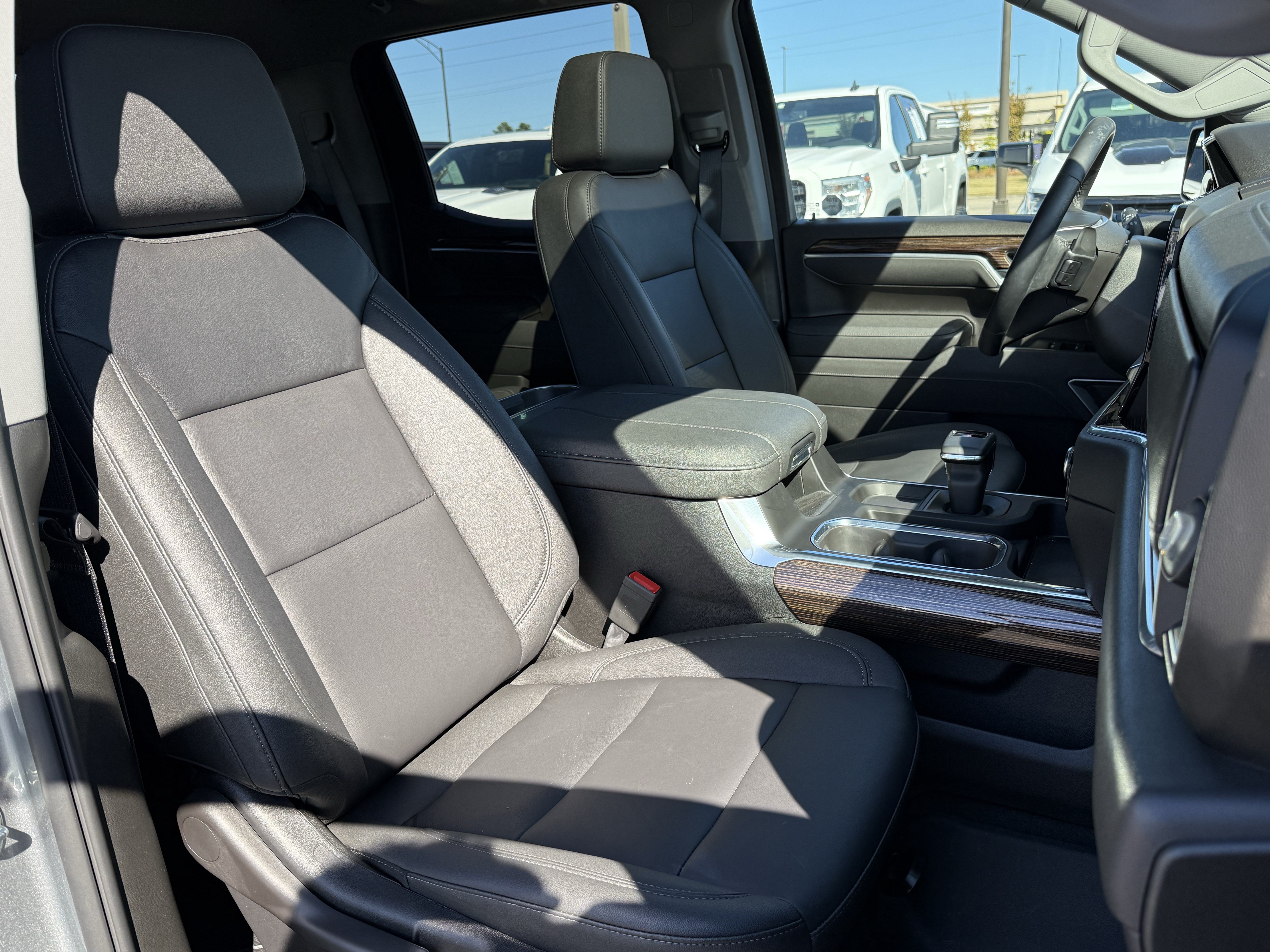Used 2026 GMC Sierra 1500 Elevation w/ Elevation Premium Package AWD/4WD image 37