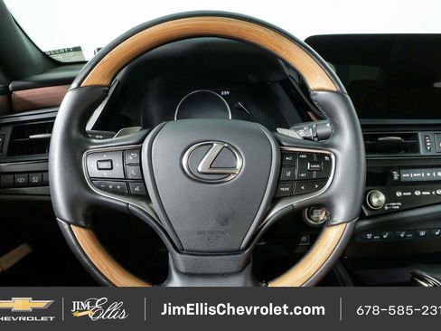 Used 2025 Lexus ES 350 Ultra Luxury w/ Accessory Package (Z2) FWD image 10