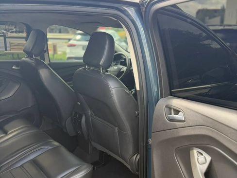 Used 2019 Ford Escape SEL AWD/4WD image 16