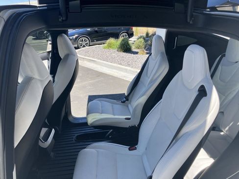Used 2022 Tesla Model X Plaid AWD/4WD image 13