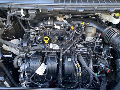 Used 2023 Ford Edge SE image 19