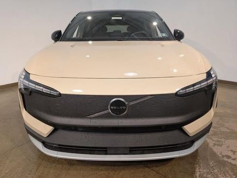New 2026 Volvo EX30 Cross Country Ultra w/ Protection Package AWD/4WD image 2