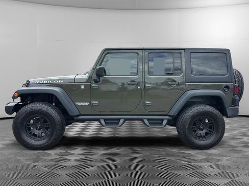Used 2015 Jeep Wrangler Unlimited Rubicon w/ Connectivity Group image 5